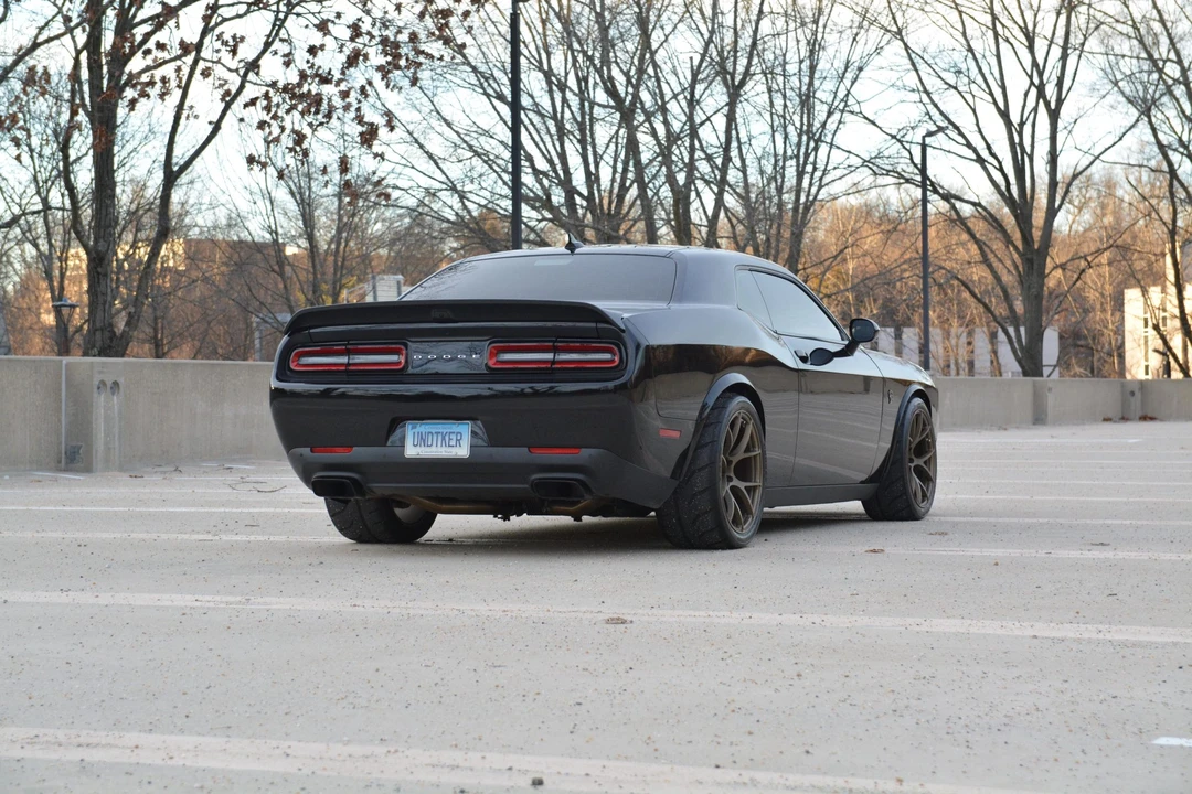 2015 Dodge Challenger SRT Hellcat 3rd Gen - Image 22 of 31