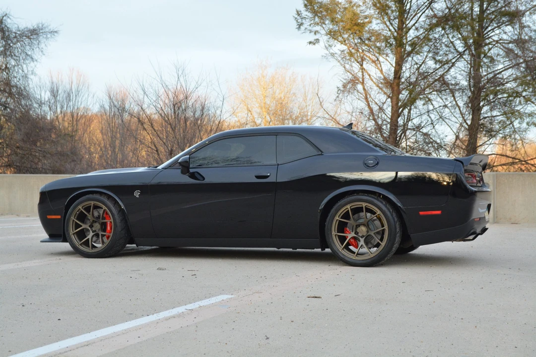 2015 Dodge Challenger SRT Hellcat 3rd Gen - Image 13 of 31