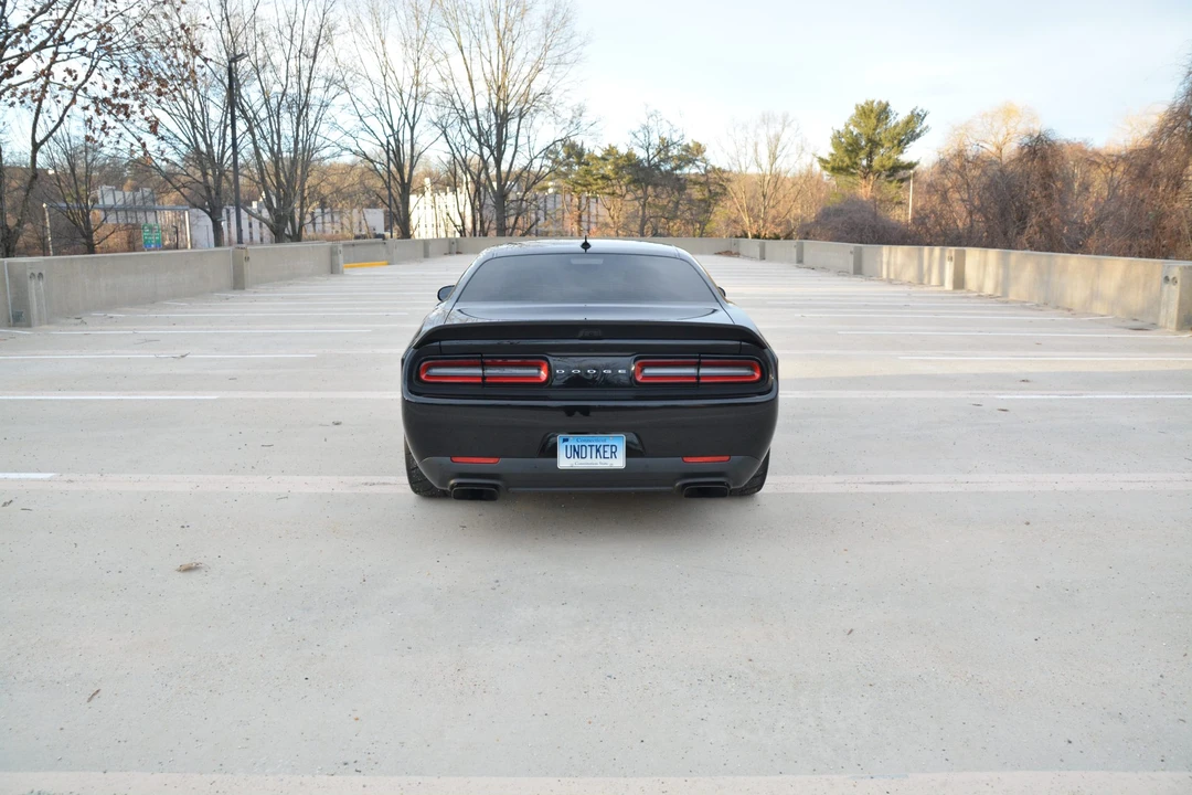 2015 Dodge Challenger SRT Hellcat 3rd Gen - Image 19 of 31