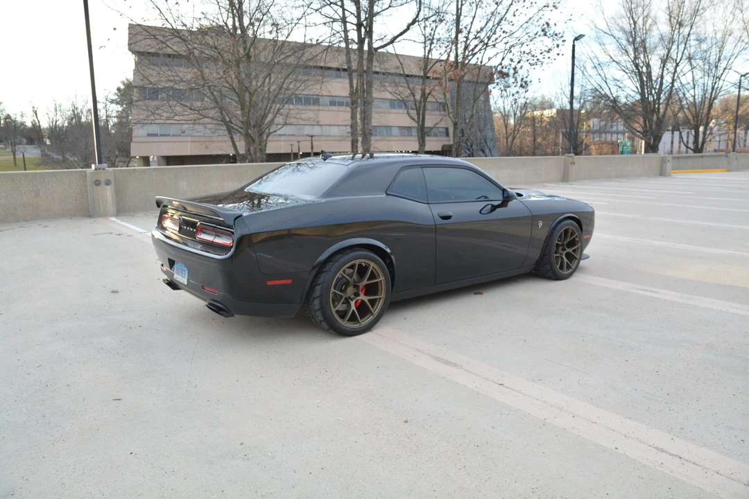 2015 Dodge Challenger SRT Hellcat 3rd Gen - Image 25 of 31