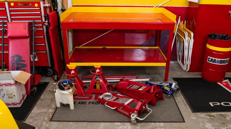 Parts & Memorabilia Tools - Image 3 of 4