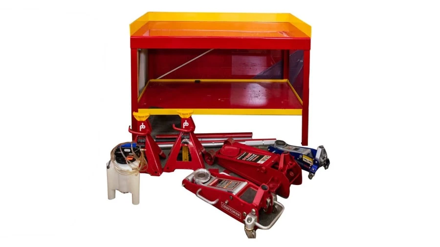 Parts & Memorabilia Tools - Image 2 of 4