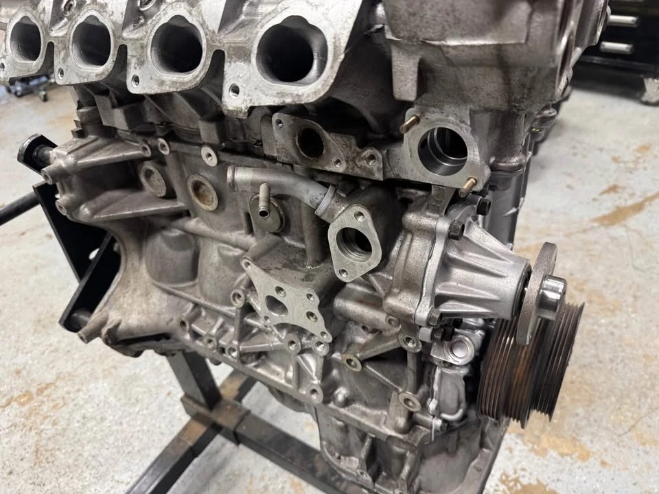 Parts & Memorabilia Engines - Image 5 of 5