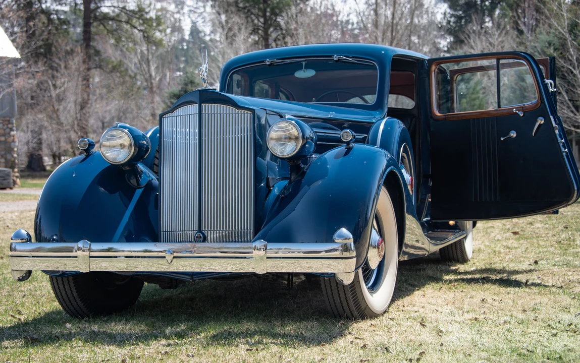 1935 Packard Twelve - Image 4 of 11