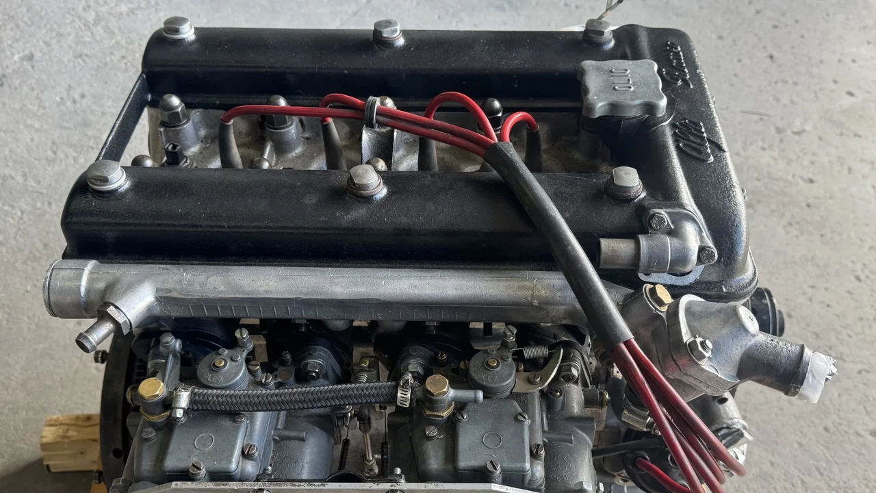 Alfa Romeo - Image 10 of 31