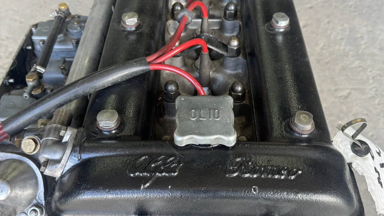 Alfa Romeo - Image 11 of 31