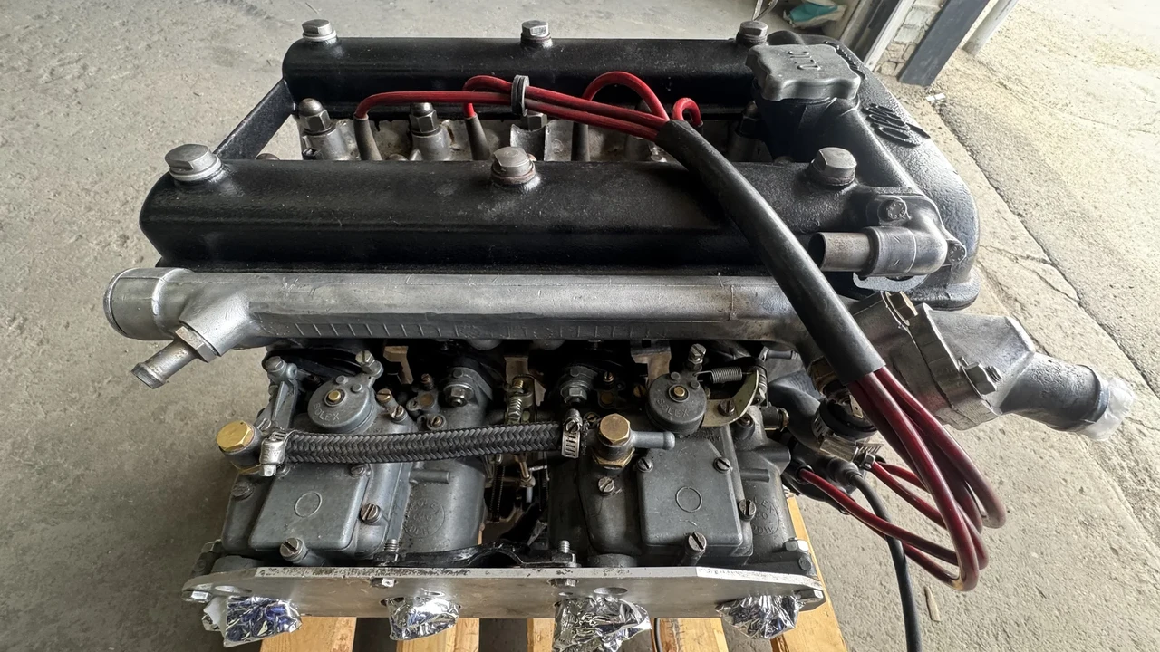 Alfa Romeo - Image 16 of 31