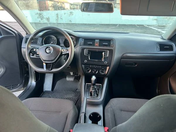 2016 Volkswagen A6 Jetta - Image 9 of 14