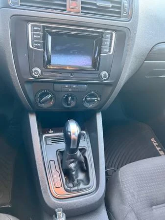 2016 Volkswagen A6 Jetta - Image 11 of 14