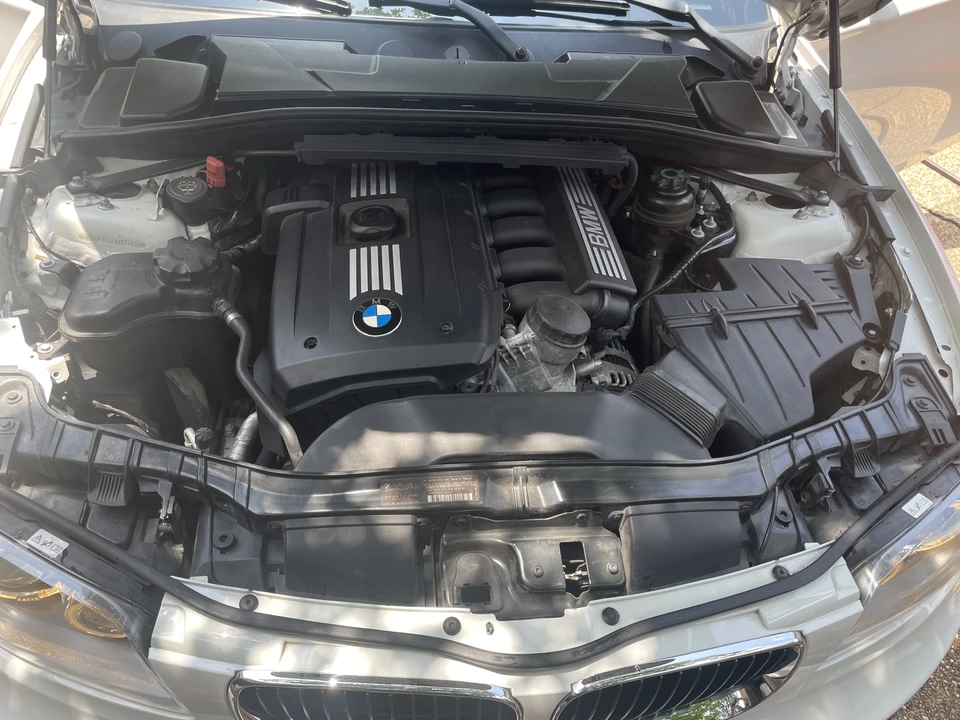 2010 BMW E81/E82/E88 1 Series - Image 5 of 5