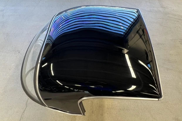 Parts & Memorabilia Bodywork - Image 2 of 3