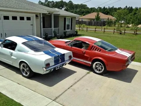 Parts & Memorabilia Removable Fastbacks and Roofs