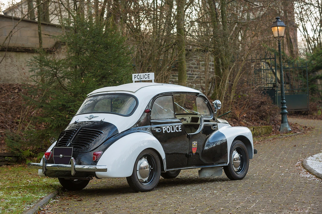 Renault 4CV - Image 3 of 31