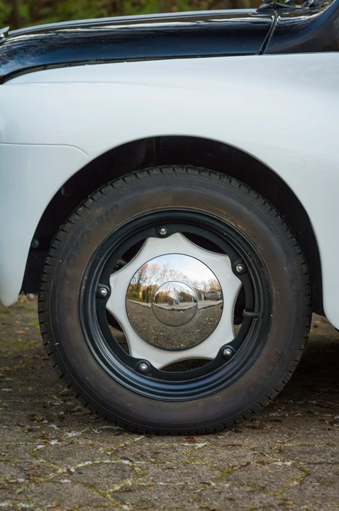 Renault 4CV - Image 27 of 31