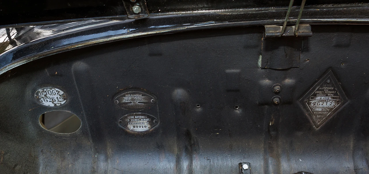 Renault 4CV - Image 18 of 31