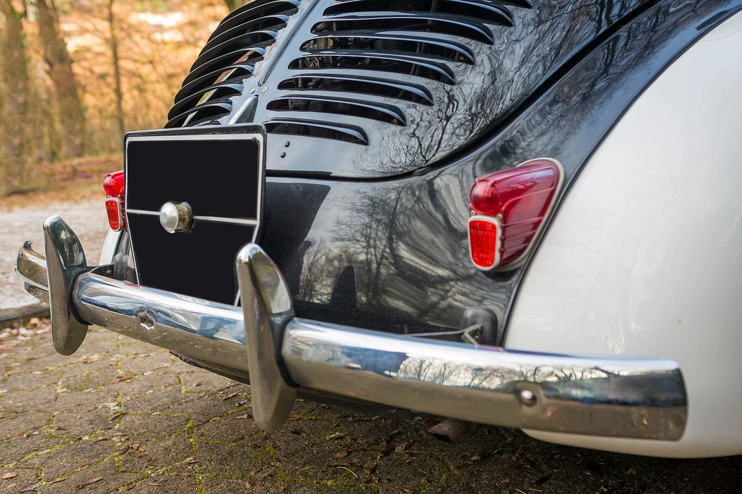 Renault 4CV - Image 28 of 31