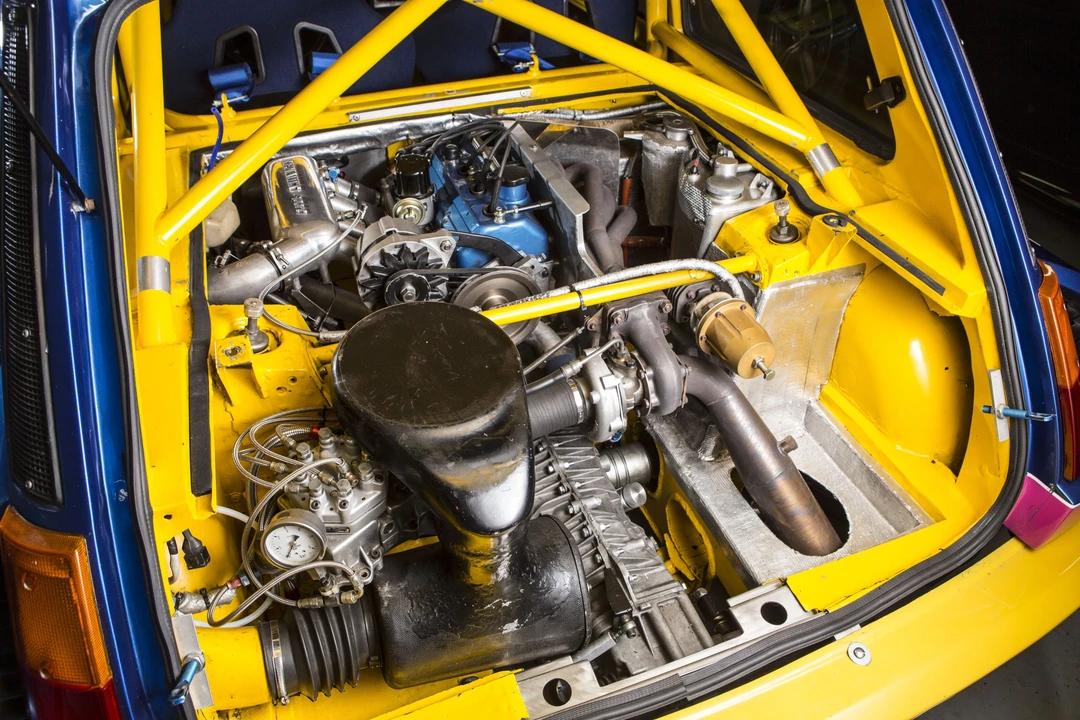 Renault 5 Turbo 1 - Image 9 of 13
