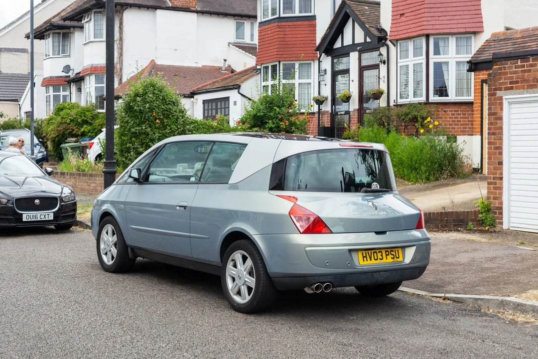 2003 Renault - Image 20 of 30