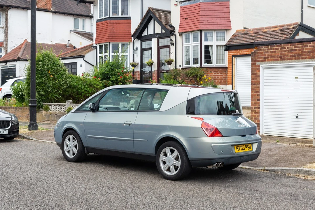 2003 Renault - Image 19 of 30