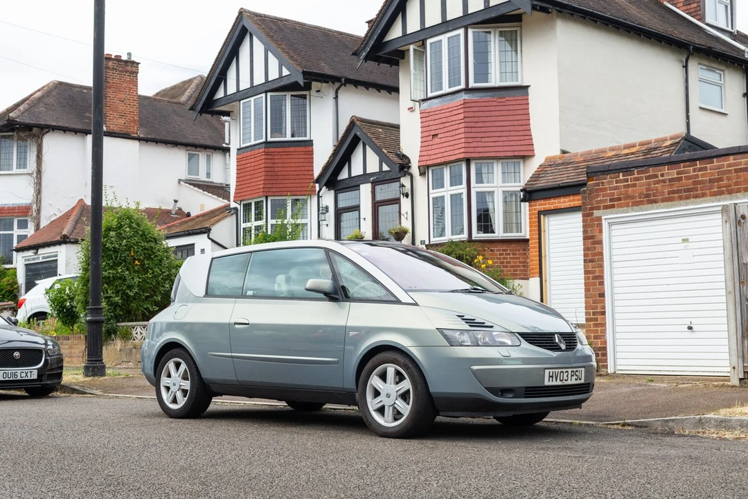 2003 Renault - Image 4 of 30