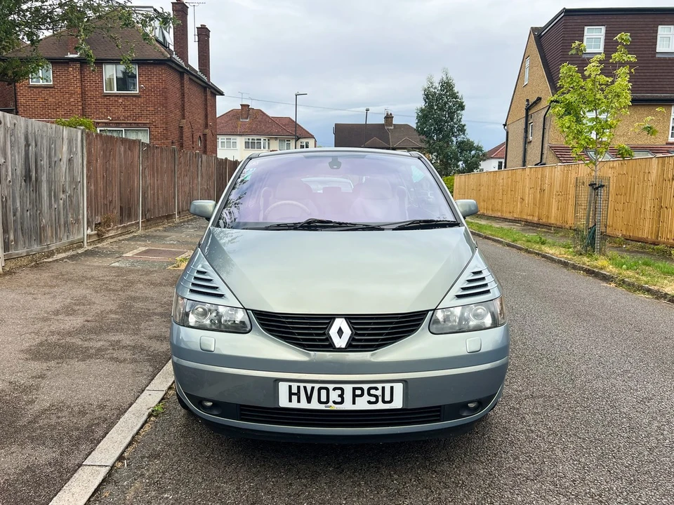 2003 Renault - Image 25 of 30
