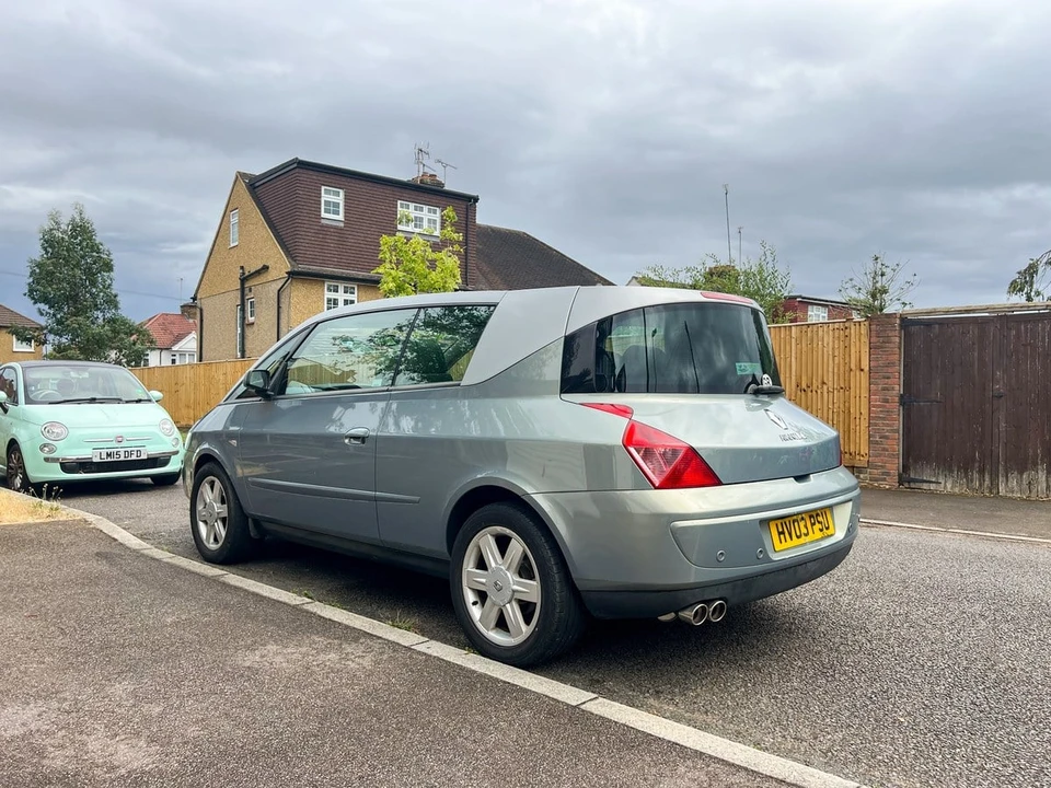 2003 Renault - Image 22 of 30