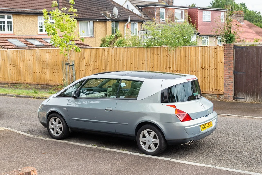 2003 Renault - Image 13 of 30