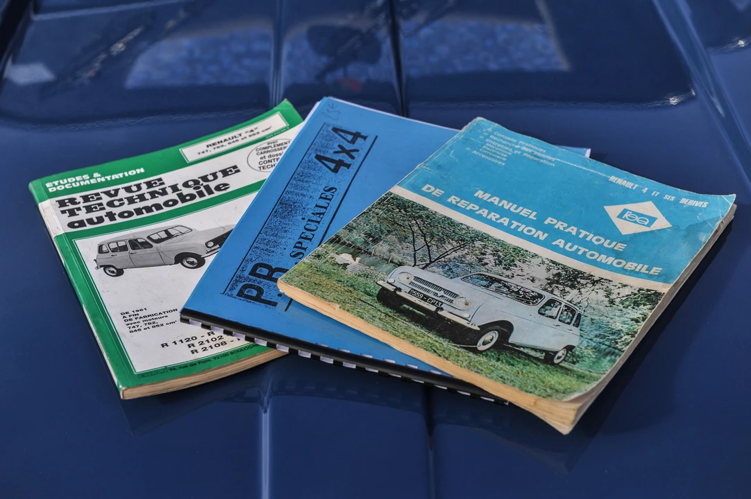 Renault 4 - Image 27 of 29