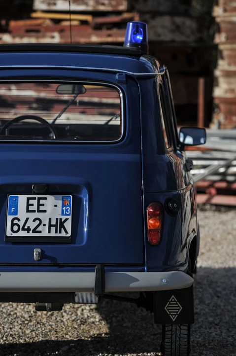 Renault 4 - Image 11 of 29