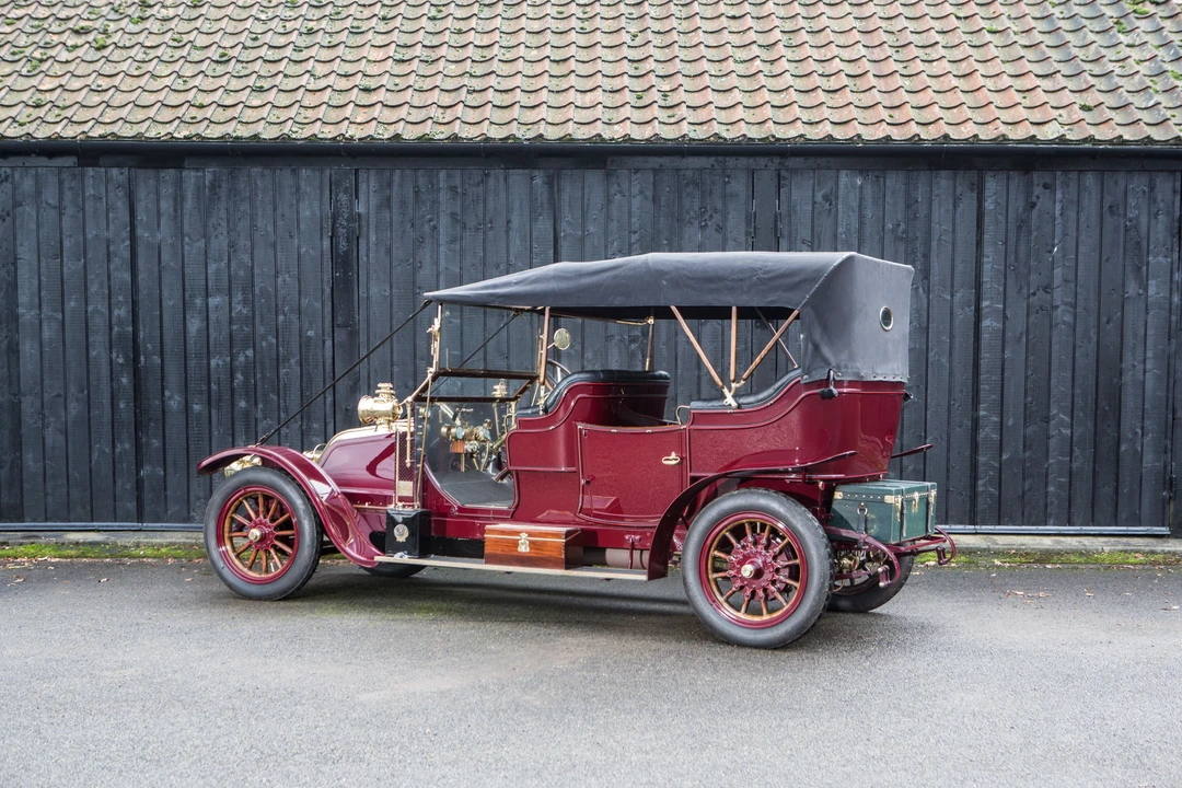 Renault - Image 4 of 23
