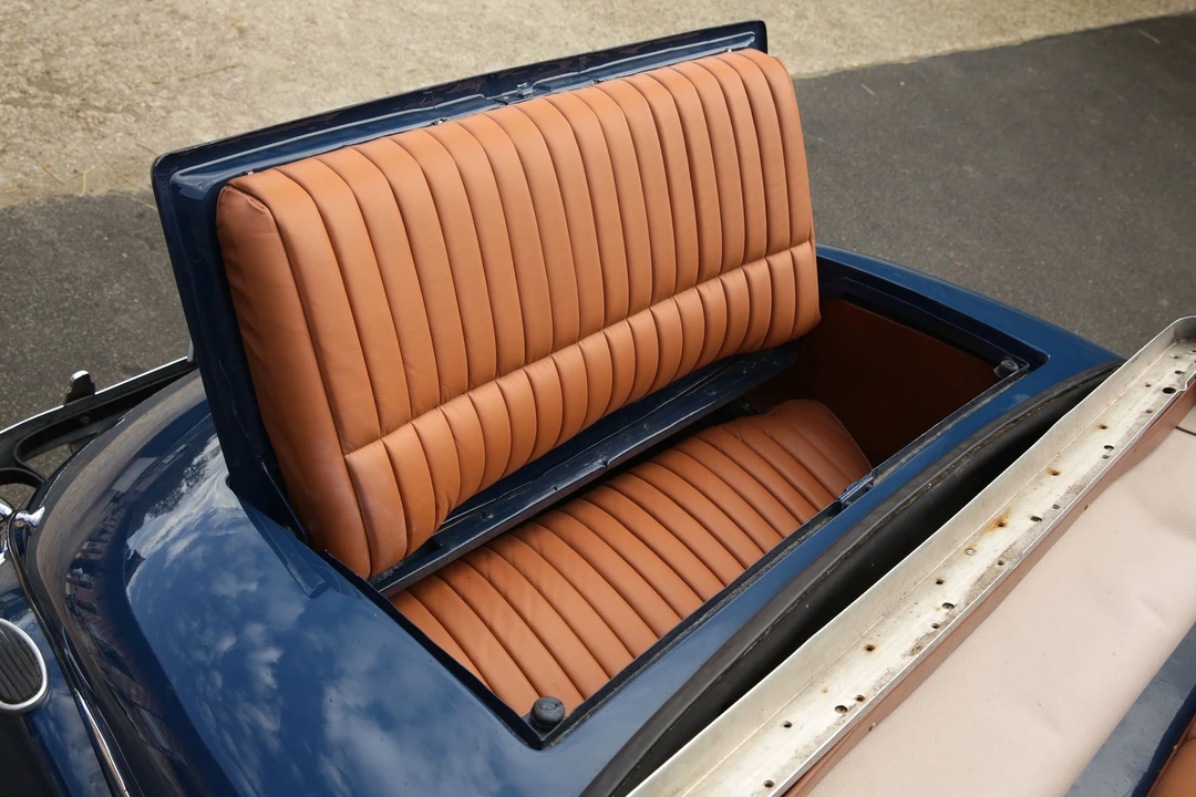 Renault - Image 14 of 25
