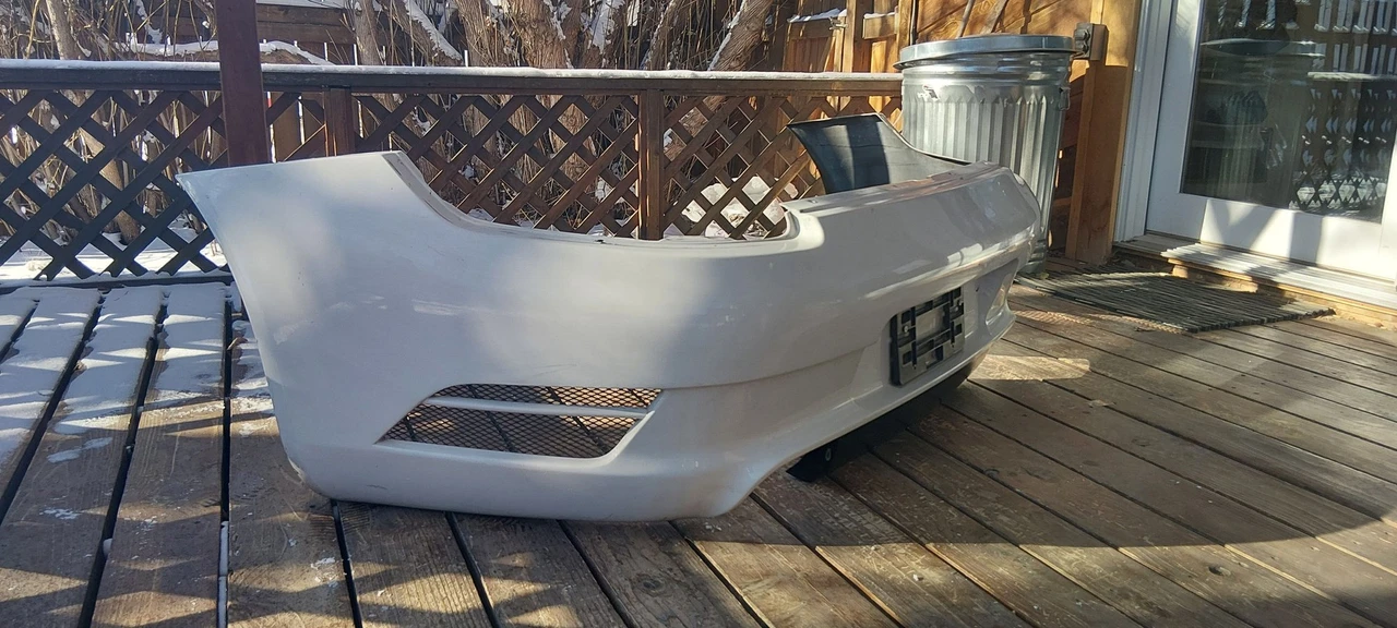 2005 Parts & Memorabilia Bodywork - Image 3 of 9