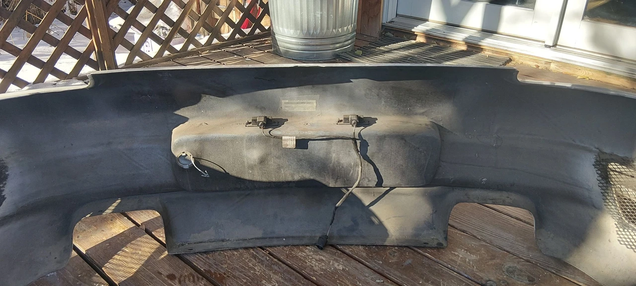 2005 Parts & Memorabilia Bodywork - Image 7 of 9