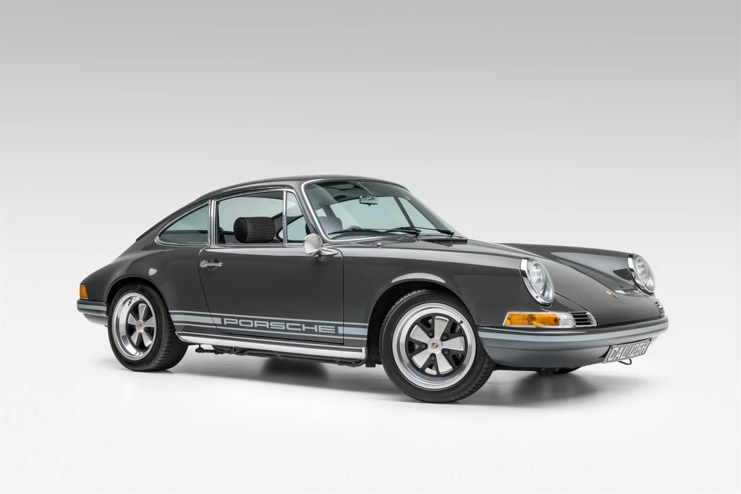 1989 Porsche 911 Carrera 3.2 - Image 16 of 31