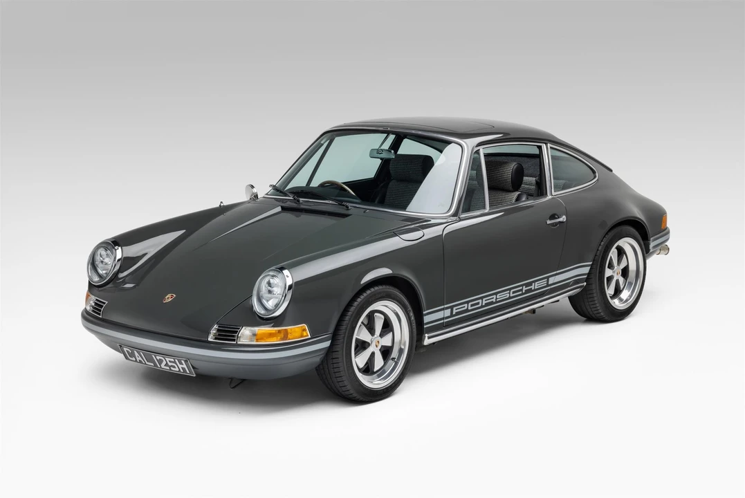 1989 Porsche 911 Carrera 3.2 - Image 2 of 31