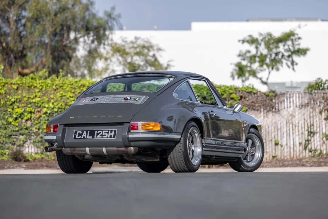 1989 Porsche 911 Carrera 3.2 - Image 30 of 31