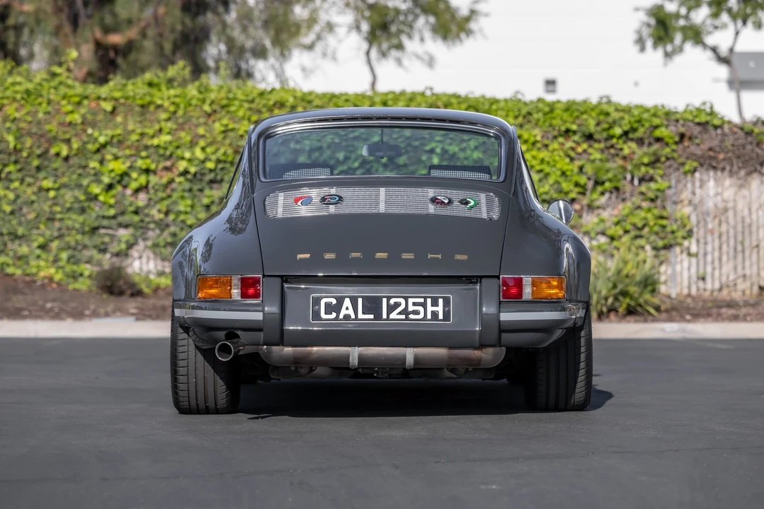 1989 Porsche 911 Carrera 3.2 - Image 28 of 31