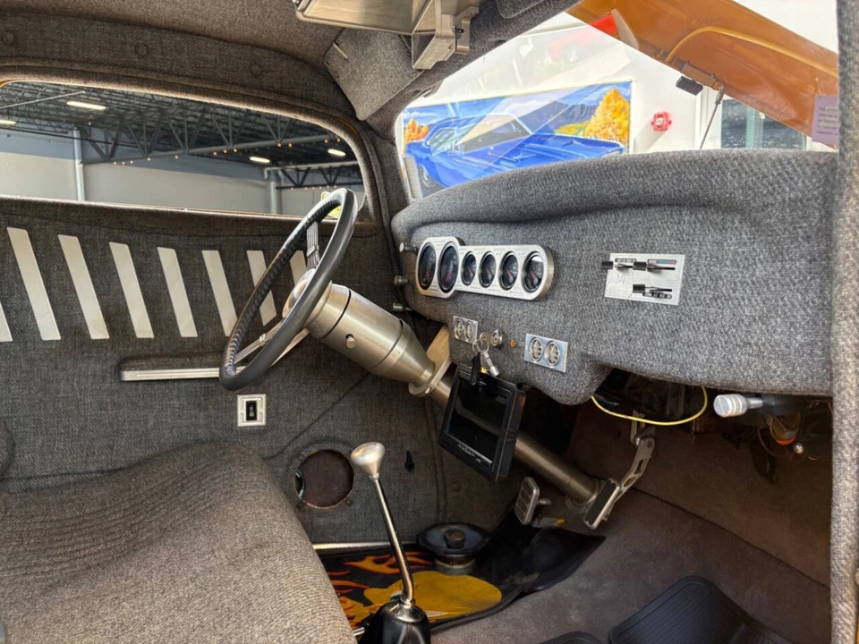 1933 Ford Model 18 & 40 - Image 30 of 31