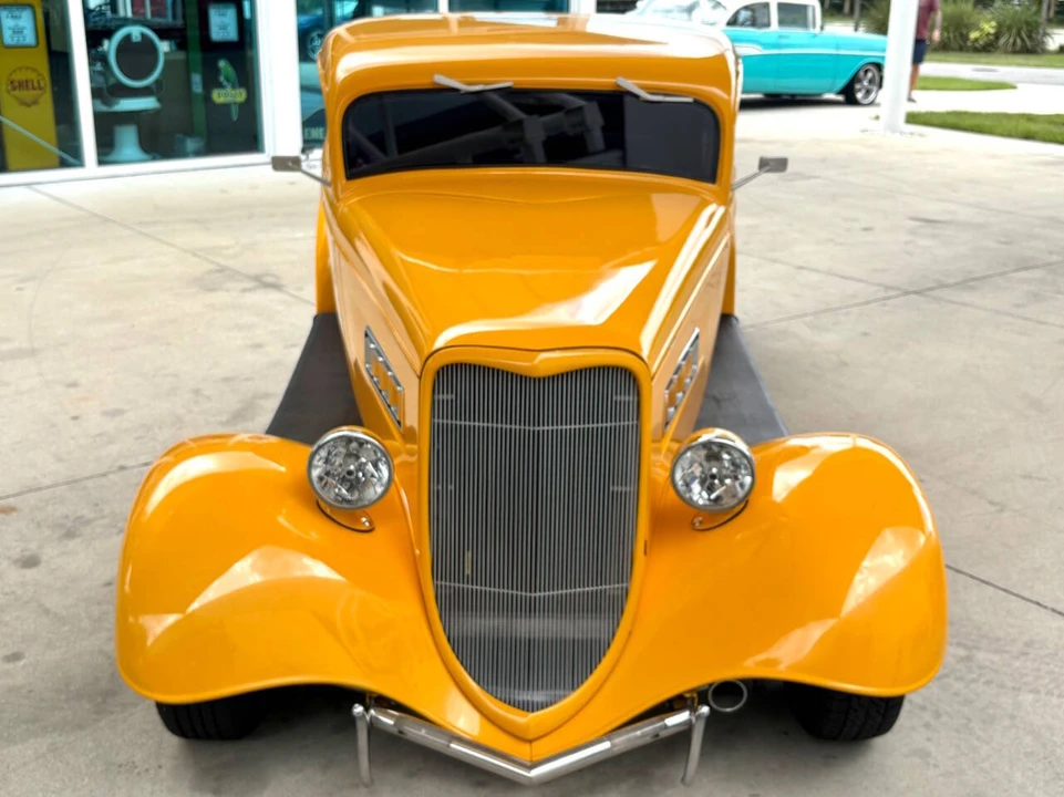 1933 Ford Model 18 & 40 - Image 4 of 31
