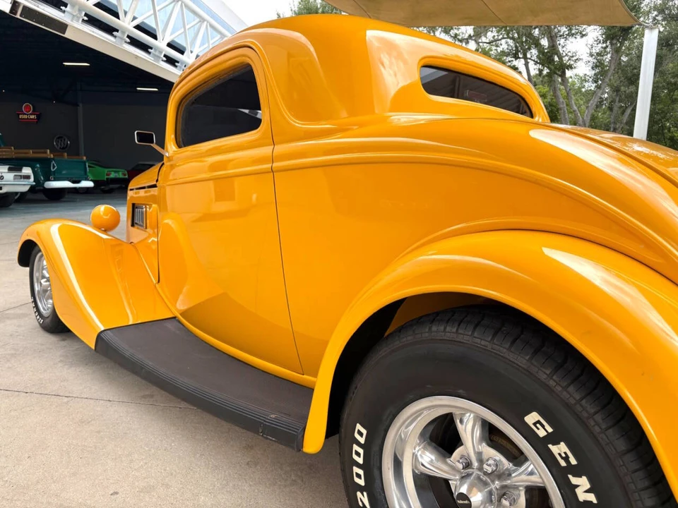 1933 Ford Model 18 & 40 - Image 15 of 31