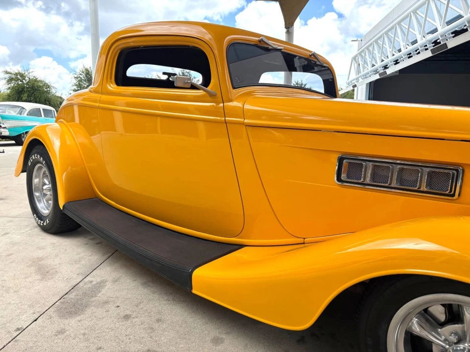 1933 Ford Model 18 & 40 - Image 19 of 31