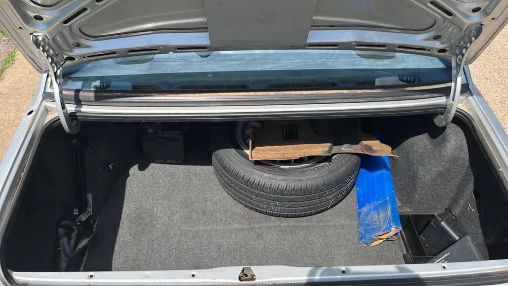 1985 BMW E30 3 Series - Image 8 of 23