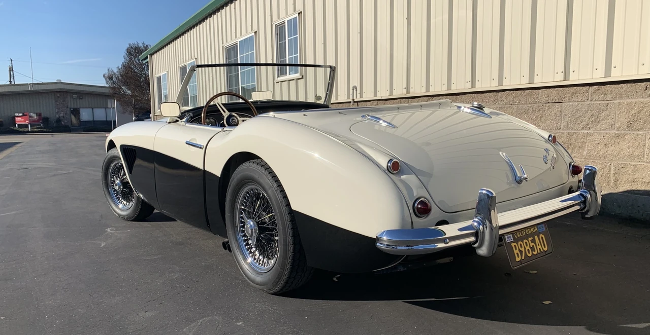 1960 Austin-Healey 3000 Mark I - Image 9 of 31