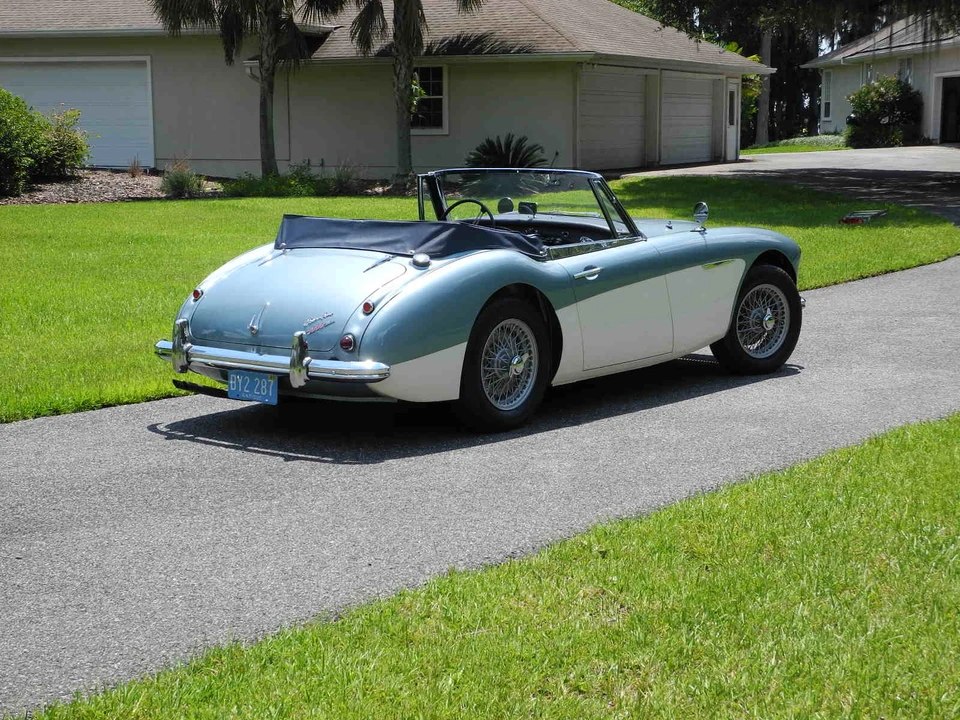 1962 Austin-Healey 3000 Mark II - Image 16 of 31