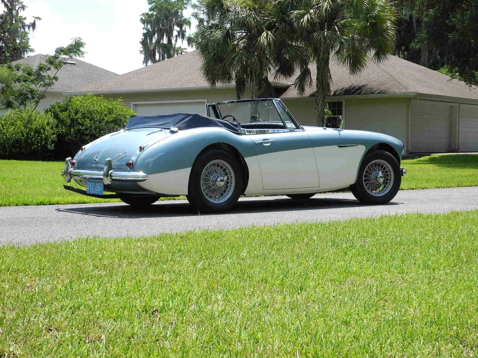 1962 Austin-Healey 3000 Mark II - Image 17 of 31