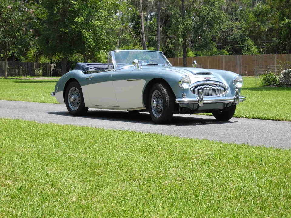 1962 Austin-Healey 3000 Mark II - Image 3 of 31