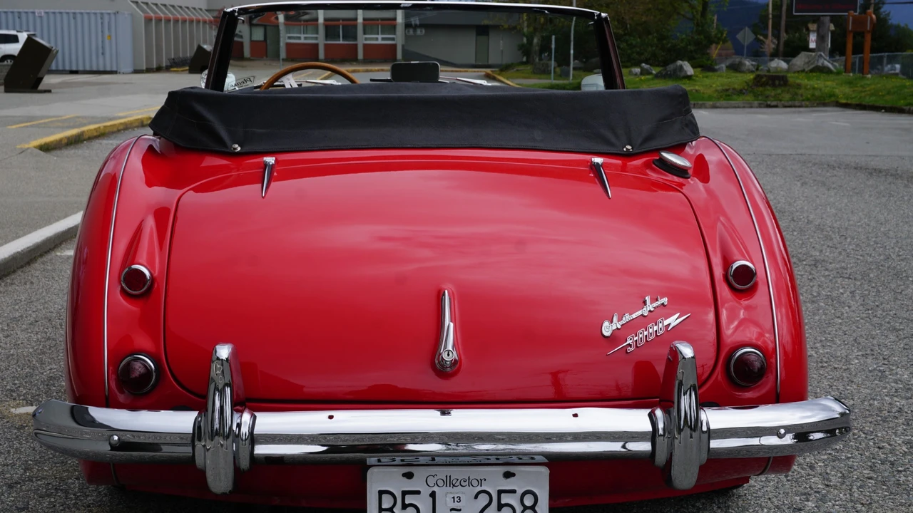 1963 Austin-Healey 3000 Mark II - Image 10 of 31