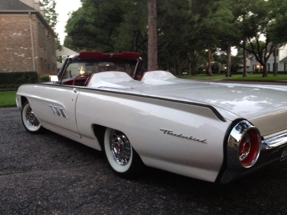 1963 Ford Thunderbird 3rd Gen - Image 5 of 31