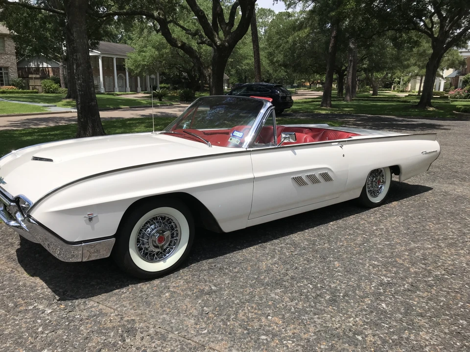 1963 Ford Thunderbird 3rd Gen - Image 2 of 31