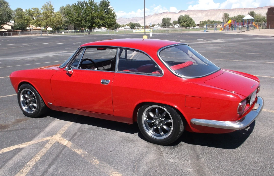 1965 Alfa Romeo Giulia Sprint GT - Image 6 of 31